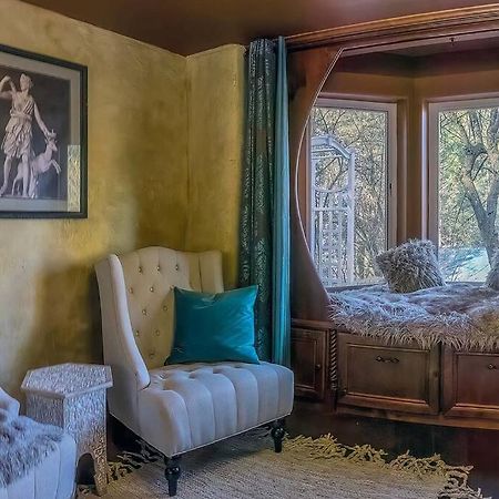 European Style Straw Bale Retreat Villa Ашленд Екстериор снимка
