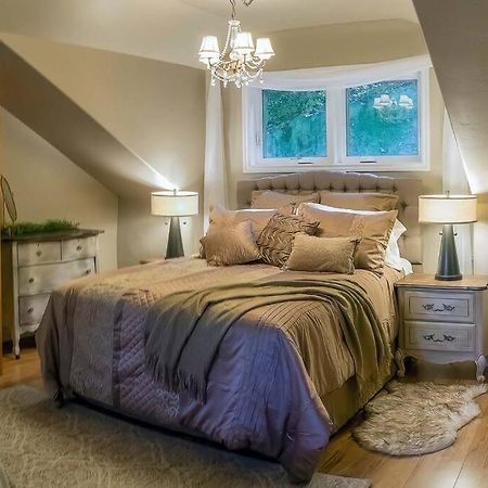 European Style Straw Bale Retreat Villa Ашленд Екстериор снимка