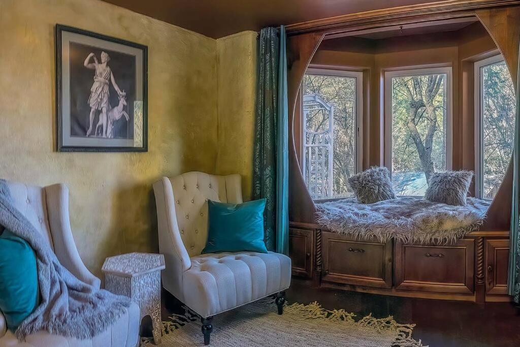 European Style Straw Bale Retreat Villa Ашленд Екстериор снимка