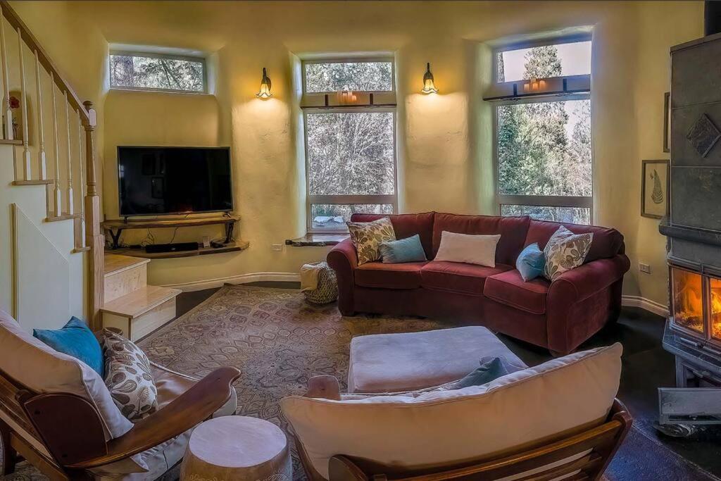 European Style Straw Bale Retreat Villa Ашленд Екстериор снимка